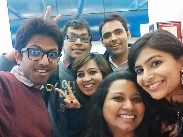 UkaniVasu's tweet photo. #SenecaGrad2014 http://t.co/ojUffmhEJ9