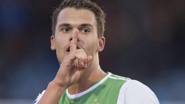StudioSporf's tweet photo. De man die Barca de winst had kunnen bezorgen. #DareToMitchell http://t.co/XPXgWp8Clt