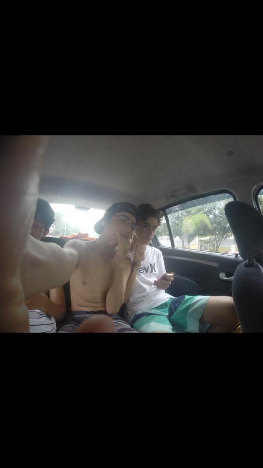 mattosjoaog's tweet image. #forahaole @joaoabreu3