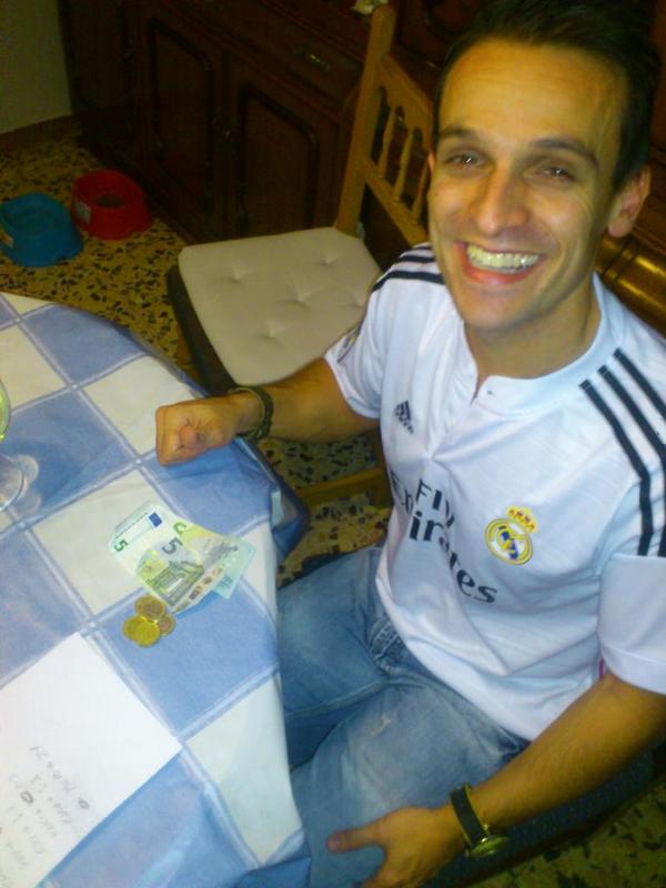 LpezSebas's tweet photo. Y me llevo la porrraaaaaaaa http://t.co/I5wrHIK6RW