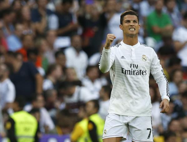RNEdeportes's tweet photo. Final del partido y gana el Real Madrid 3-1 al Barcelona en el Bernabéu #ClasicoEstudioEstadio http://t.co/BqDF9JkKKj