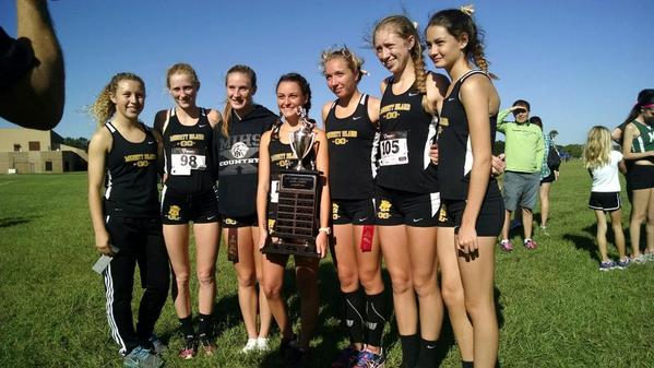 caseybuggruns's tweet photo. 🏆 3-peat champions 🏃💜 #finallybroke20 #1951 #seriouslyfinally http://t.co/EcqtvOzuye