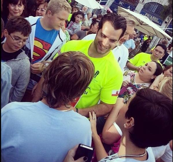 HenryCavillONL's tweet photo. Thanks to @sfalzun on IG for sharing another great shot of Henry Cavill at #GibraltarRockRun http://t.co/PZvN8BEhbb