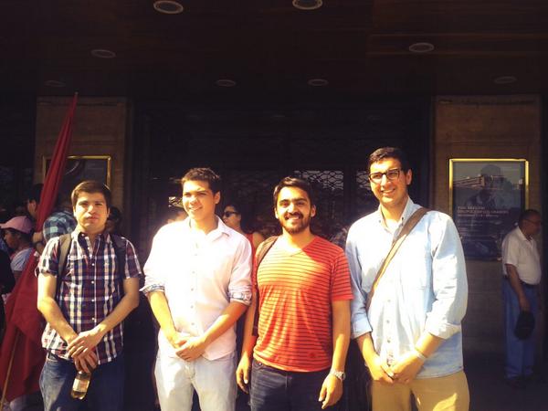 MovPopu's tweet photo. Junto a federacion utal y fedep en narcha confepa #asinolaquiero @csalazarc @pablo__perez @confepachile http://t.co/ChfCjMn3xC