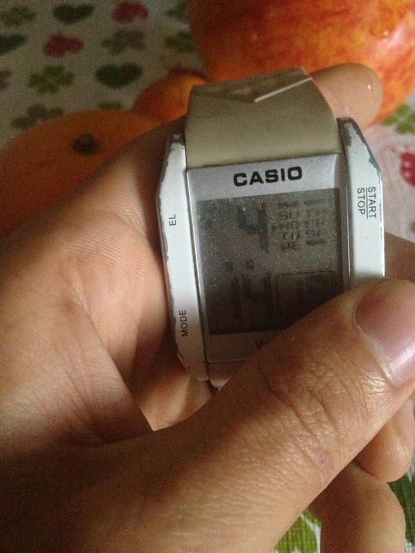 Hellobank_fr's tweet photo. Comme @OmAar51, tentez de gagner une montre connectée en participant à #hellowatch http://t.co/ib4btS2Mc4