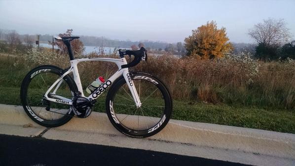 mancona's tweet photo. Kicked off my out season.   Beautiful fall morning on a the awesome @ceepo  Mamba.   Thanks @StageRace1 http://t.co/Jm6SsWe3WY