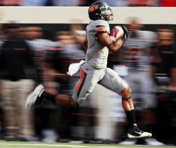 OkStateHistory's tweet photo. Last time West Virginia came to Stillwater, this happened - http://t.co/Gesb31OdI3