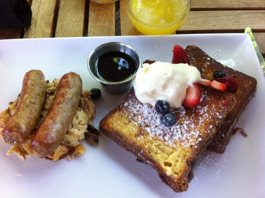 Tap42Bar's tweet photo. Time for BOTTOMLESS Brunch!  http://t.co/JGAMqB4mlT http://t.co/BaDeHRSDBB http://t.co/3JQRGHshFg