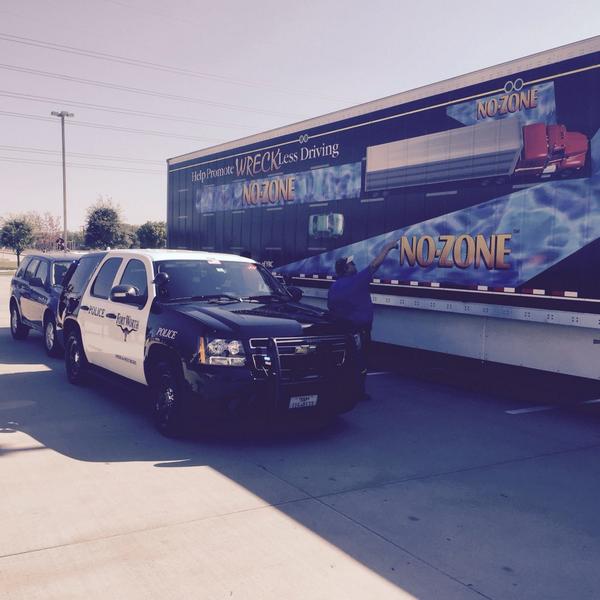fortworthpd's tweet image. We&apos;re on hand at #OperationSafeDriver.