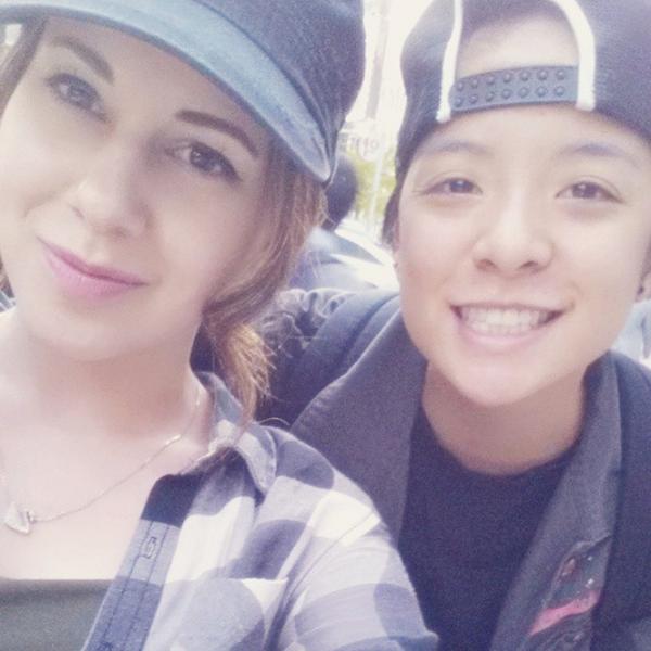 functionlove's tweet photo. 141025 f(Amber) = Selca with a Fan [1P] http://t.co/ZNplj5L026 http://t.co/WT3CCKPaYI