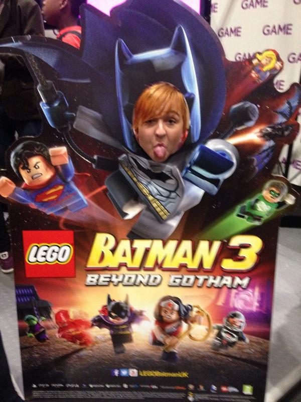 Stevie_Rex's tweet photo. #GAMEmcm look at my sister :P http://t.co/jbO9Pgpyy5