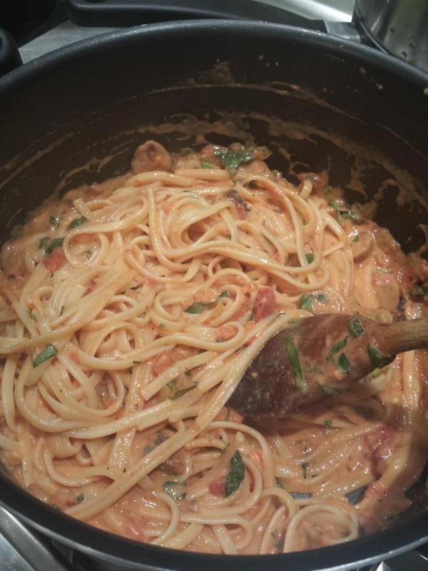purplephoenix22's tweet photo. @SlimmingWorld #comfortfood #chillilinguine http://t.co/vR6qZRkmo7