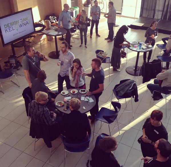 jenicafrisque's tweet photo. #DjamYLW off to a great sunny start at #UBCO! @ubconews #designjam @DesignJamYLW http://t.co/QuCYWo7nzC