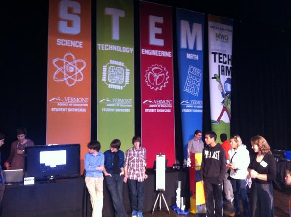 VTED_Technology's tweet image. At the Tech Jam 2014. Randolph UHS presents their SIM Project. #techjamvt #vted
