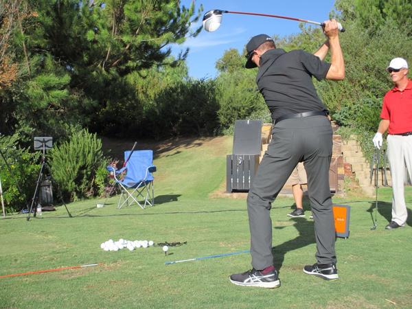 GolfCoachMD's tweet photo. Fun day testing the best technology in #golf @blastmotion. Testing accuracy with @TrackManGolf #blastfactor #KABOOM http://t.co/V5TLxVXY0I