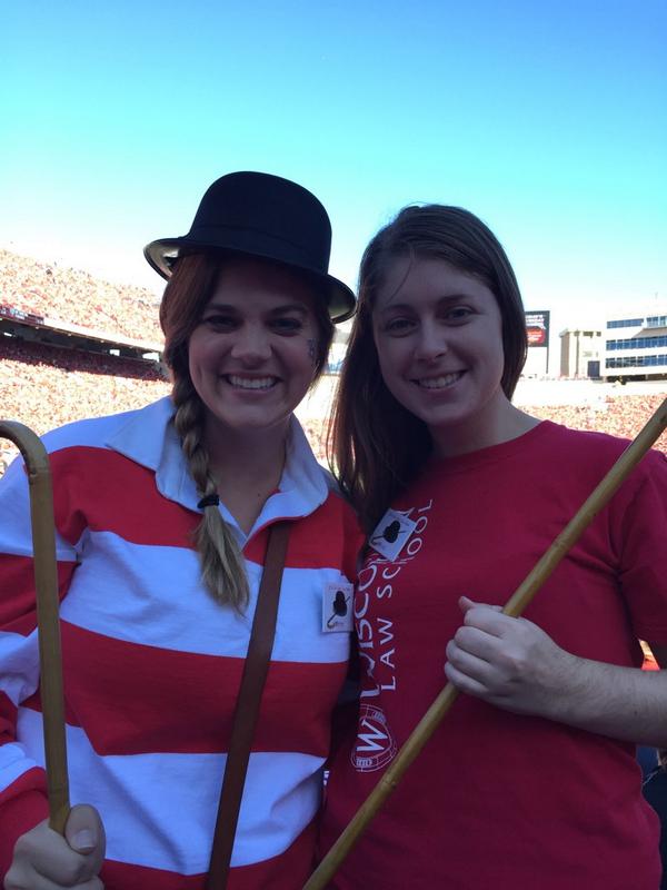 rmpetie27's tweet image. CANE TOSS COMPLETE. Time for our boys to get it done. #3Life #OnWisconsin @UWMadison @WisconsinLaw