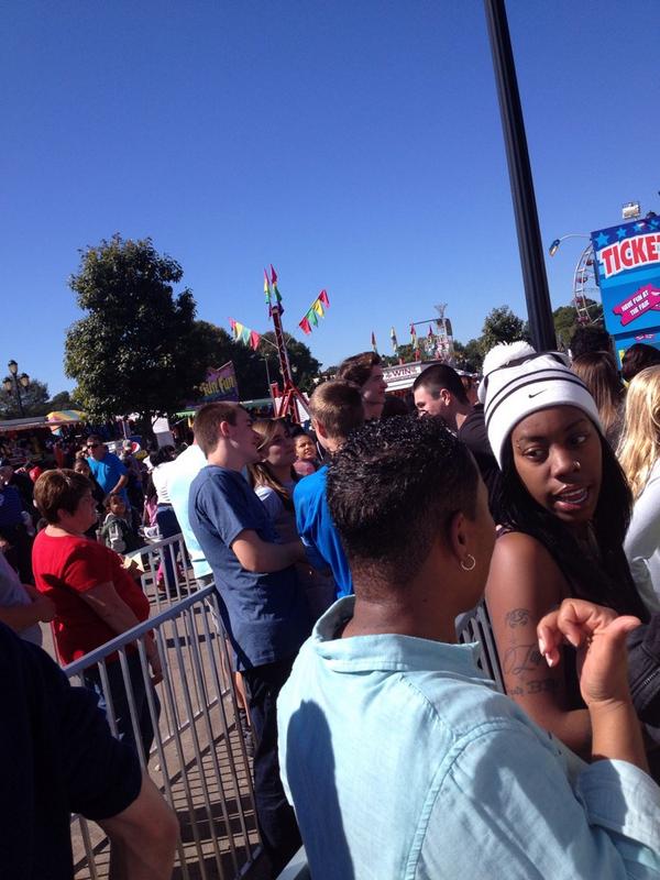 _thomas_wilson_'s tweet photo. Best ride at the fair #linecity http://t.co/Su2FNt4caT
