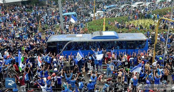 infobandung's tweet image. Ini Dia Skenario Arak-Arakan Tim Persib Keliling Bandung infobandung.co.id/ini-dia-skenar… via @infobandung