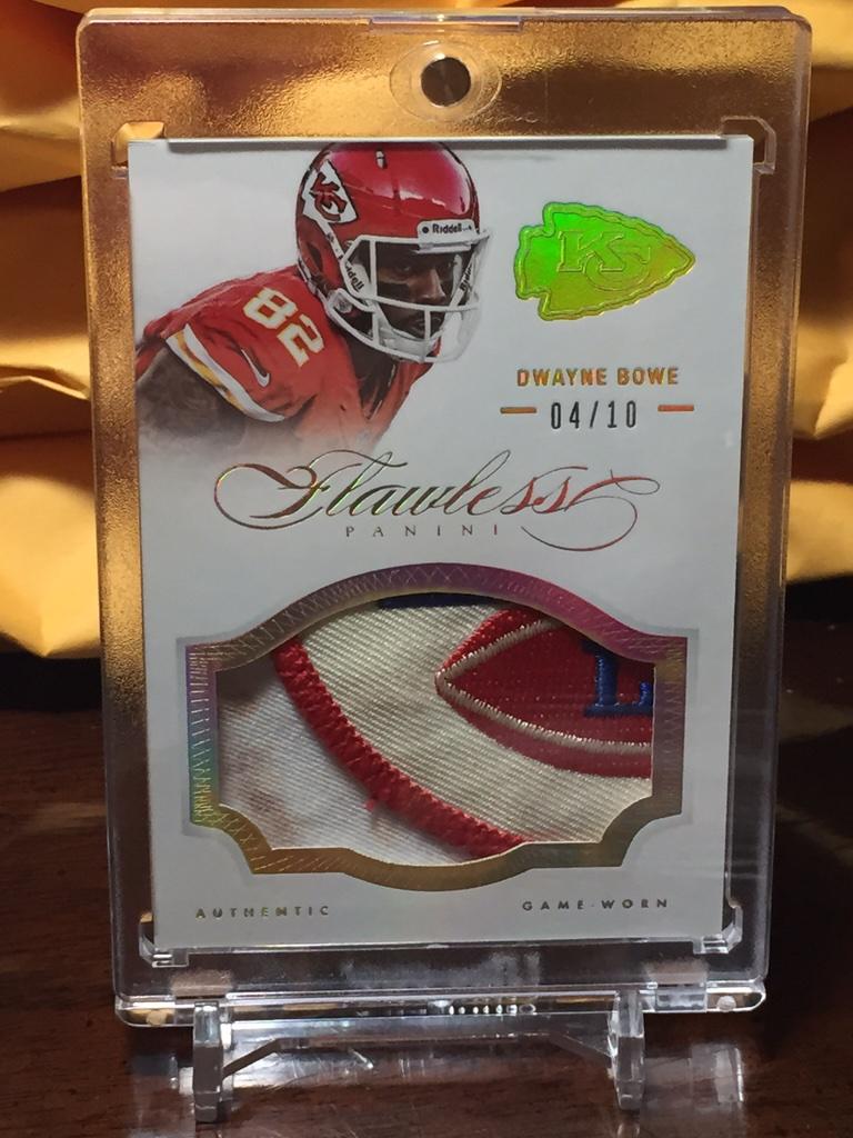 TommyWithThePts's tweet photo. Sweet Patch from @BobbyBoxcutter out of @PaniniAmerica #Flawless @SHOWYOURHITS http://t.co/bxF0WwHT5D