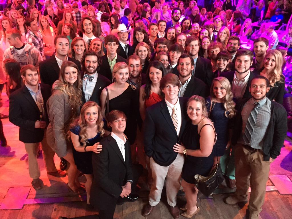 montevalloato's tweet photo. Nashville couldn't have been any better to us! What a great formal and weekend! http://t.co/I7xWUnaH61