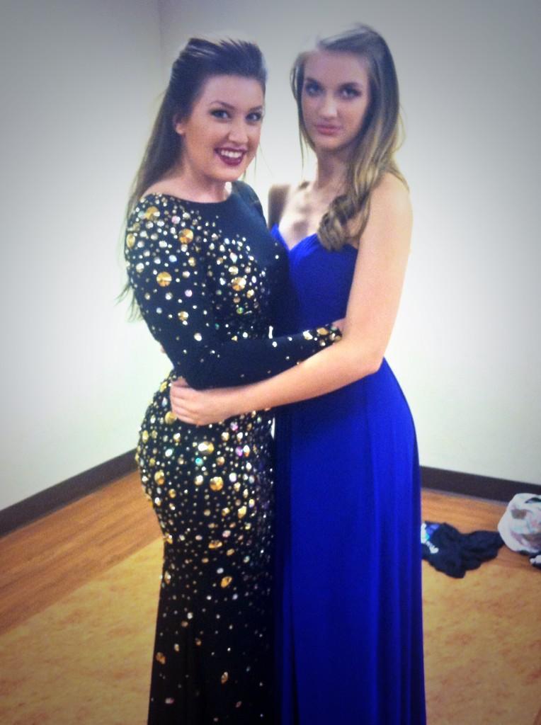 karabshilling's tweet photo. Runway shows are always more fun with my little! Love you @KacieShilling #babysister #shesgorgeous http://t.co/hPrUlD4fIf