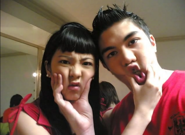 missxxxvip's tweet photo. "@TabiisMINE24 Somethings never change <3 http://t.co/be71H5eMUC" awww #LuiSan ❤