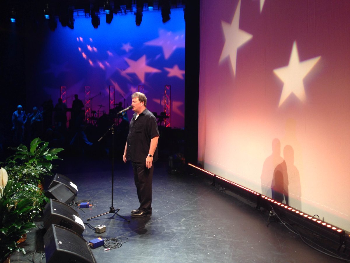RIGHT NOW the one and only Eric Horner! <a href="/TelethonofStars/">Telethon of Stars</a> #WPSD