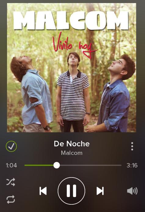 dany_romania's tweet photo. Escuchando a #Malcom #DeNoche #AmoEstaCancion @rogergzz @MalcomOficial http://t.co/DcSAEWFHLY