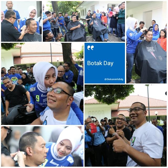 Walkot Bdg <a href="/ridwankamil/">Ridwan Kamil</a> <a href="/farhandeltafm/">Панкрат   Одинцов</a> melaksanakan nazar memangkas rambut <a href="/PersibOfficial/">PERSIB BANDUNG</a> #PersibJuara #BotakDay