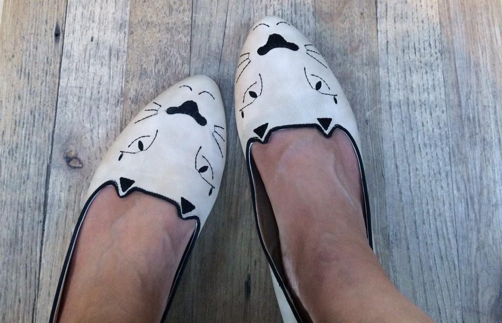 RobynOkrant's tweet image. You know how sometimes you can't stop thinking about the cat face shoes you didn't buy back in August? #retailregrets