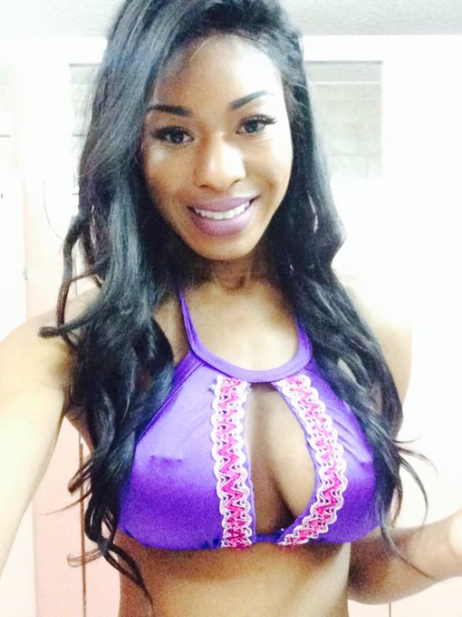 Watch ɴᴀᴅɪᴀ ᴊᴀʏ in Miami's leaked NSFW photo on TwXstars