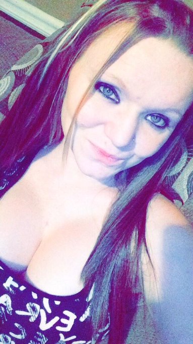 Goodnight everyone it's time for me to call it a night! After I finish my sushi of course! Xoxox http://t<a href="/tag/pregnant"class="tags"><span>#pregnant</span></a><a href="/tag/mommy2be"class="tags"><span>#mommy2be</span></a><a href="/tag/pregnancycravings"class="tags"><span>#pregnancycravings</span></a><a href="/tag/bunin"class="tags"><span>#bunin</span></a>