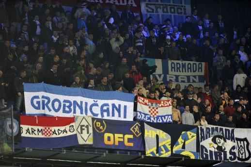 NKRijeka's tweet photo. #feyRIJ Armada nadglasala domaće navijače! http://t.co/tkoab8Etv6 #samoRijeka http://t.co/zcVQBQg56Q