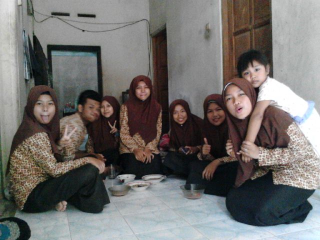 erynaadh's tweet photo. Dari segini banyak semua single #SaveSingle =)) http://t.co/kTZ2OdSSSv