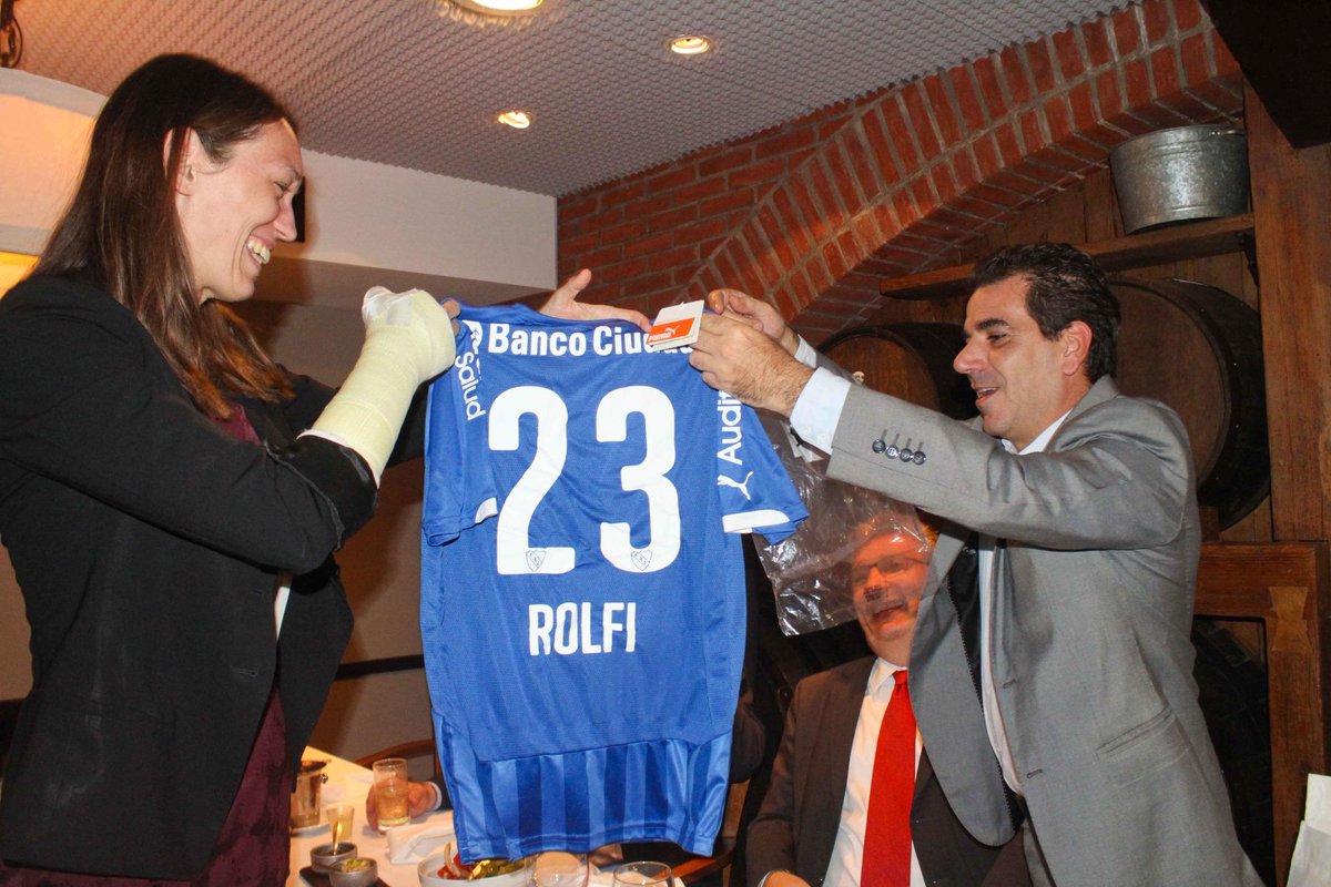 cristianritondo's tweet photo. Los diputados Andreas Gram, Andy Jauch, Anja Schillhaneck y Wolfgang Brauer, con sus camisetas¡Gracias por su visita! http://t.co/FoJBPnDvzh