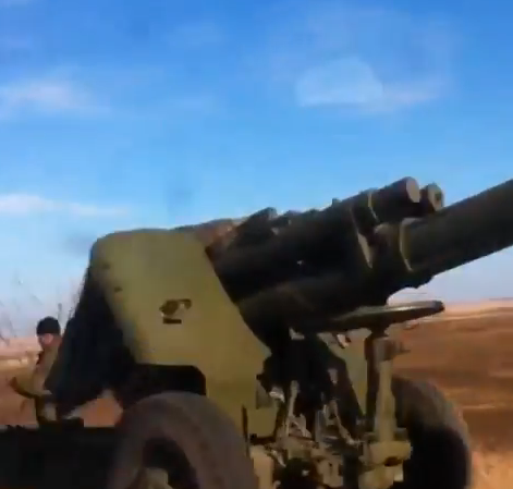 Из РФ в направлении Красного Луча переброшено 32 танка, 16 гаубиц и 30 КамАЗов с боеприпасами и террористами, - СНБО - Цензор.НЕТ 2841