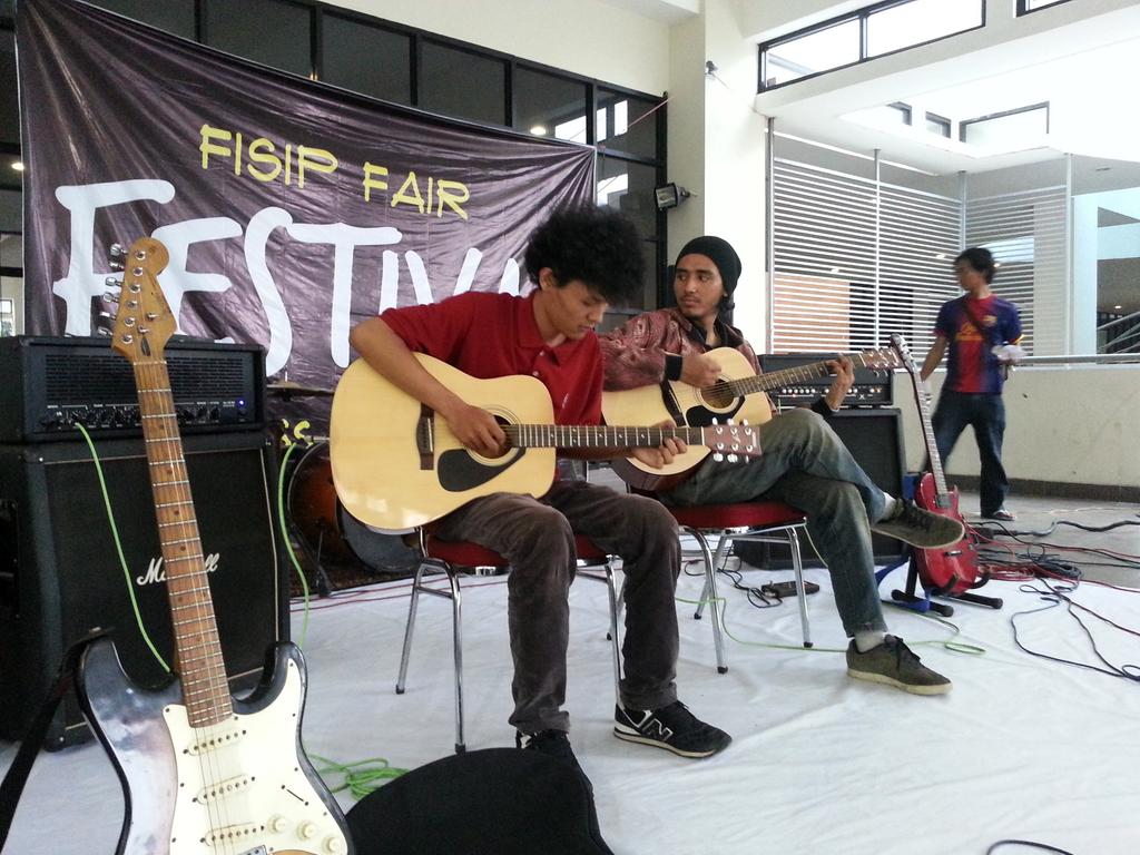 Fisip Fair 2014 tweet media