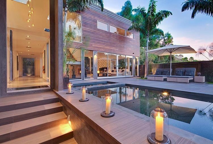 HomeAdore's tweet image. Sunset Plaza by Environmental Design Studio - homeadore.com/2014/08/15/sun…