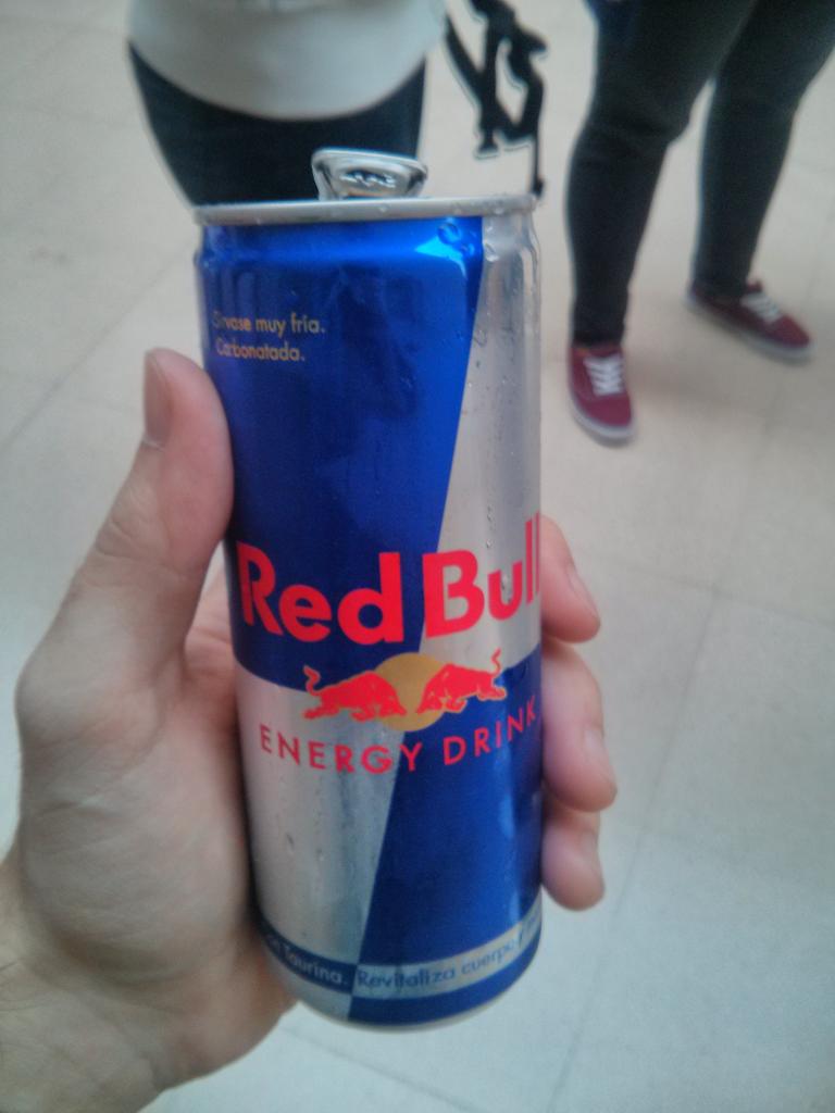 Sure_SRM's tweet image. #XLIRITSI #PagaRedBull #PartnerLife