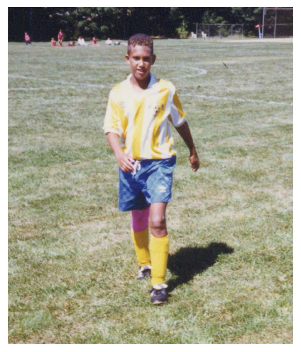 SportsPaulH's tweet image. Look at Tim Howard in his midfield days as a kid! Part of new campaign for Western Union youtu.be/ryL-rAtjKyc