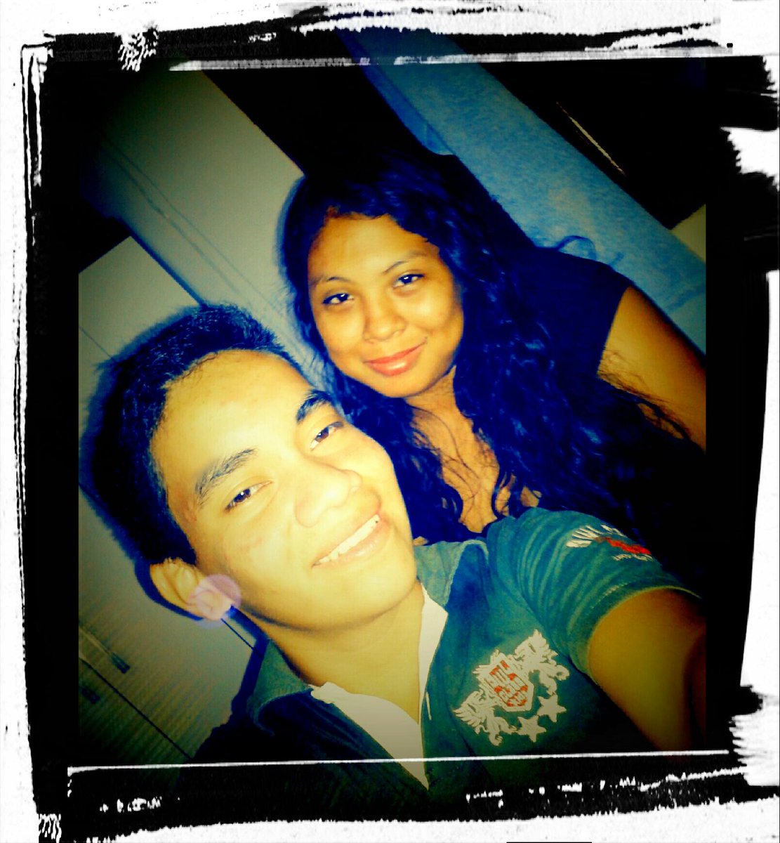 Estefanyribeyro's tweet photo. Bom dia :-) 

Eu e Meu Amigo #Deivison  :-) http://t.co/Zv2OMMDbYe