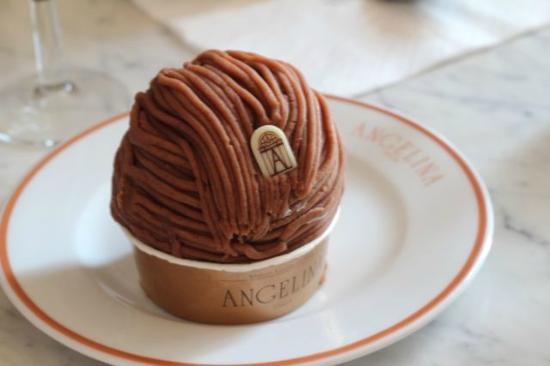 AnneLaureBanse's tweet photo. Et puis il commence à faire froid alors vive la châtaigne ! Fruit star de votre automne ! @LouiseEkland @100Mag_M6 http://t.co/FX0CZAJaAk