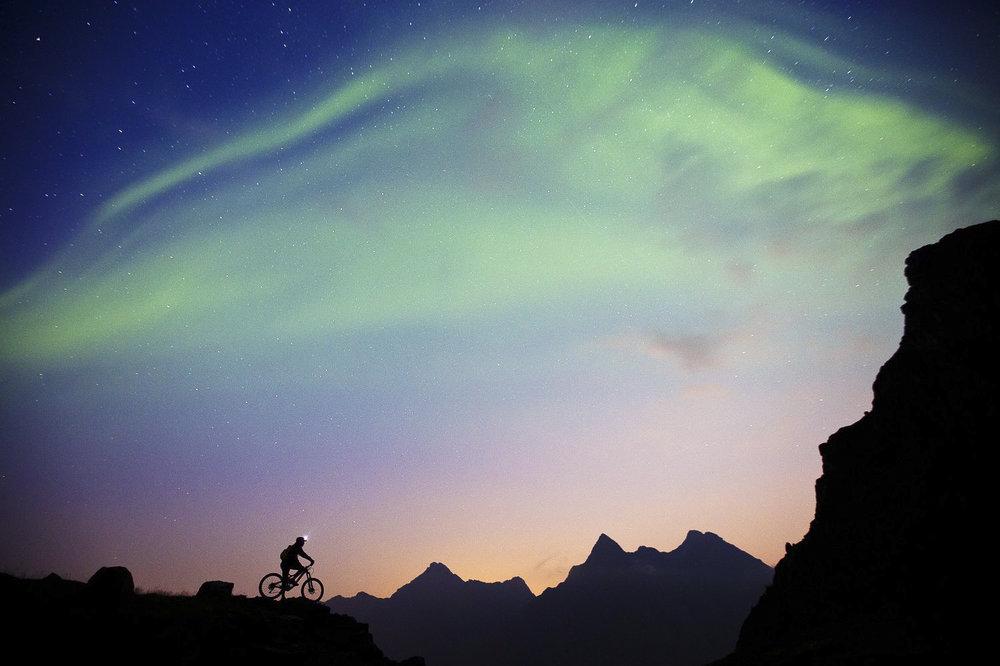 redbull's tweet photo. Cycling under the Northern Lights and more jaw-dropping shots from the week: http://t.co/esUR8pxsgH #epic http://t.co/MCEHTJ83bs