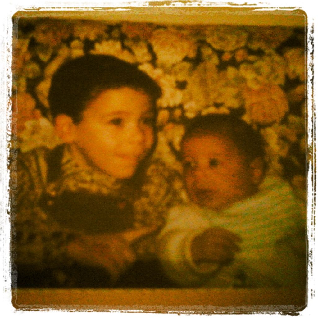 JesusLuisJaca's tweet photo. Hace 22 qe nació este personaje @Hectorcng Muchísimas Felicidades fucker x otros 22 años juntos ;) la foto muy fresca http://t.co/BbVEQ78qXW