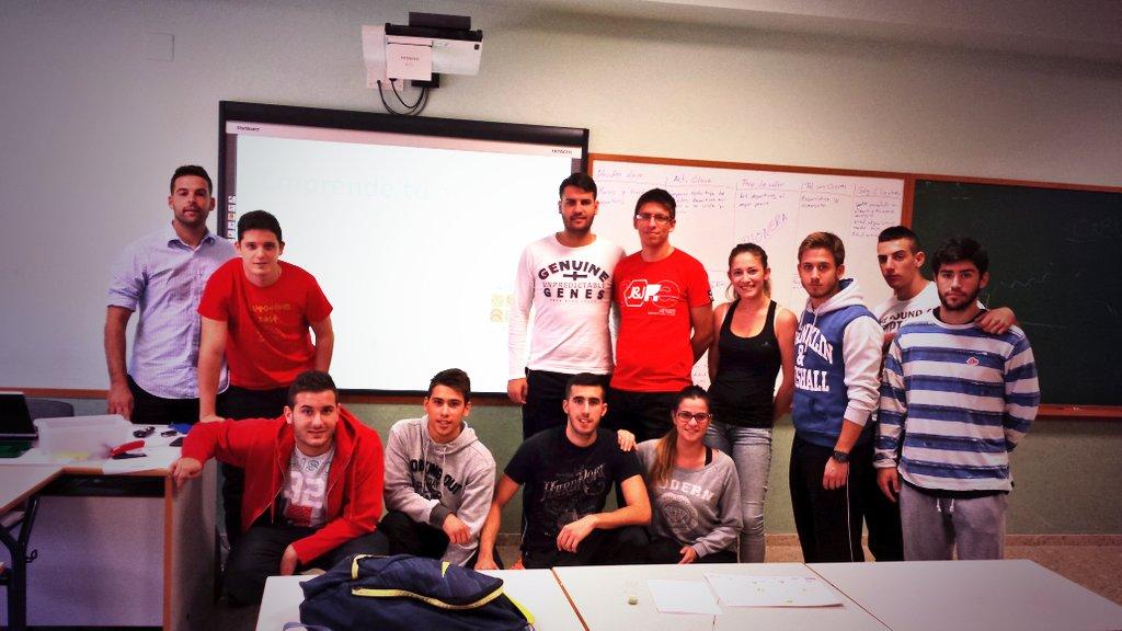 tafaddevesa's tweet photo. Hoy somos un poco más emprendedores gracias a @rugadea de @SanusVitae. Un placer tenerte en @tafaddevesa http://t.co/KxjjTxjThw