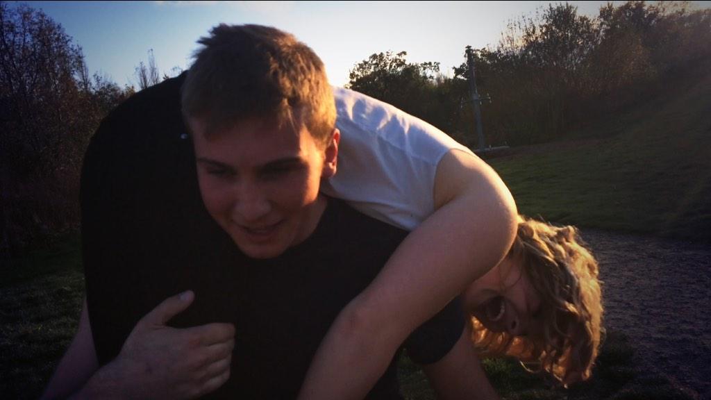 JessicaLudlow1's tweet photo. I didn't want to walk anymore 🙈  #firemancarry http://t.co/H9hkpzoYU9