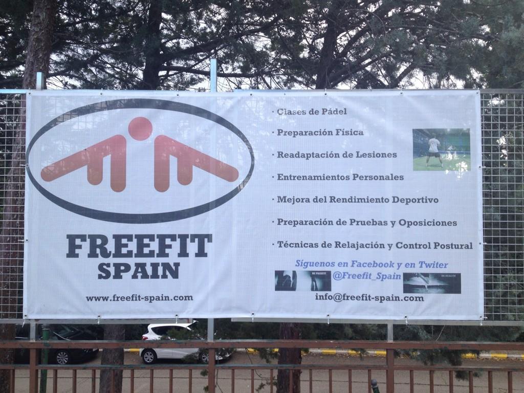 ClubIrlandesas's tweet photo. ¿Quieres patrocinar al Club poniendo una pancarta en los campos del colegio @bvmelsoto @Freefit_Spain ya lo ha hecho http://t.co/OpZR5QZwRs