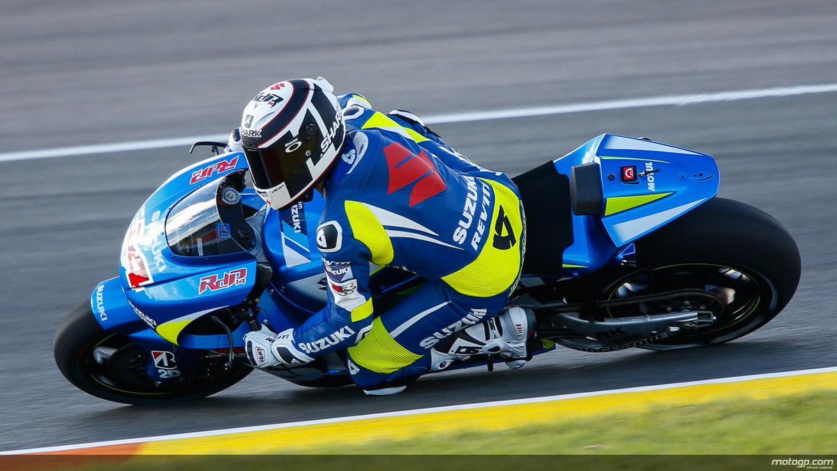 Oakley Motorsports tweet media