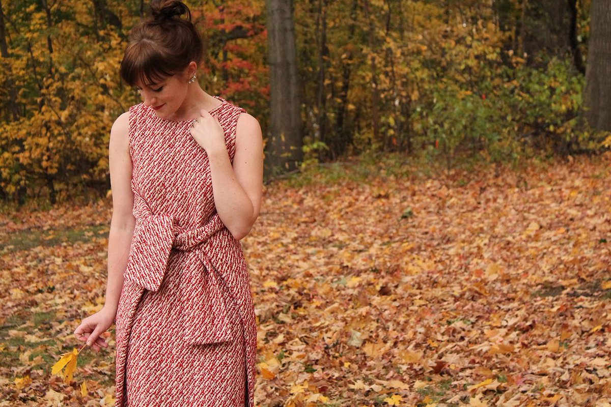 KatyandLaney's tweet photo. Oh boy do I have a fun project to share today! http://t.co/CMxt19zk3X #namedpatterns #kielowrapdress http://t.co/AoAjQvxaWY