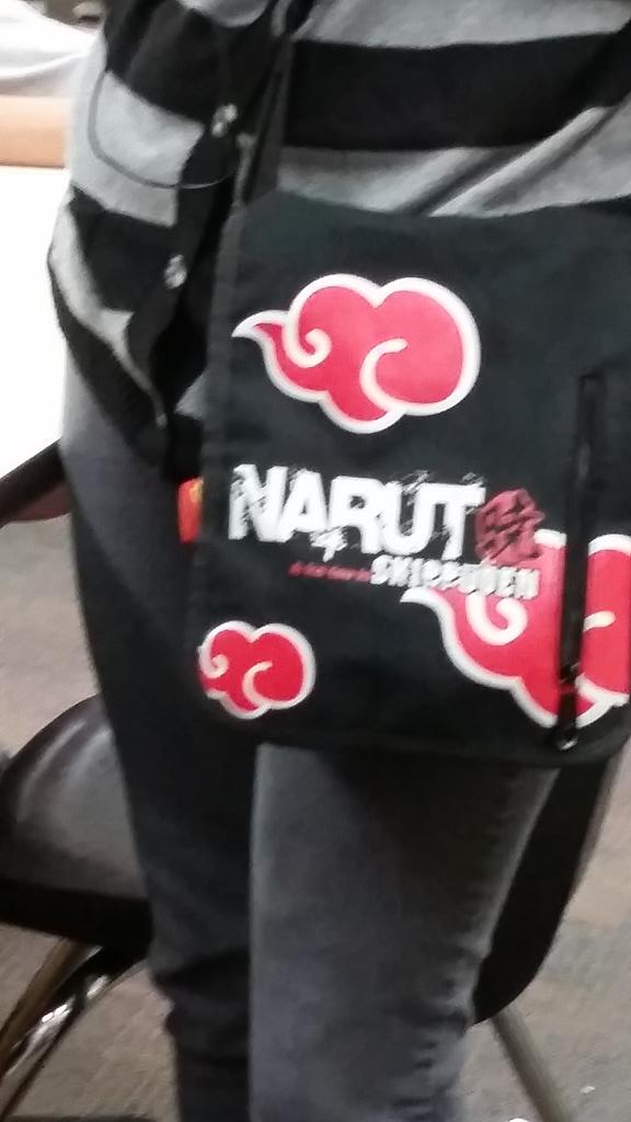 Plus the NARUTO BAG!!! HELL NAW YO IN HIGHSCHOOL!!!! http://t.co/aE4Iq3OG1T